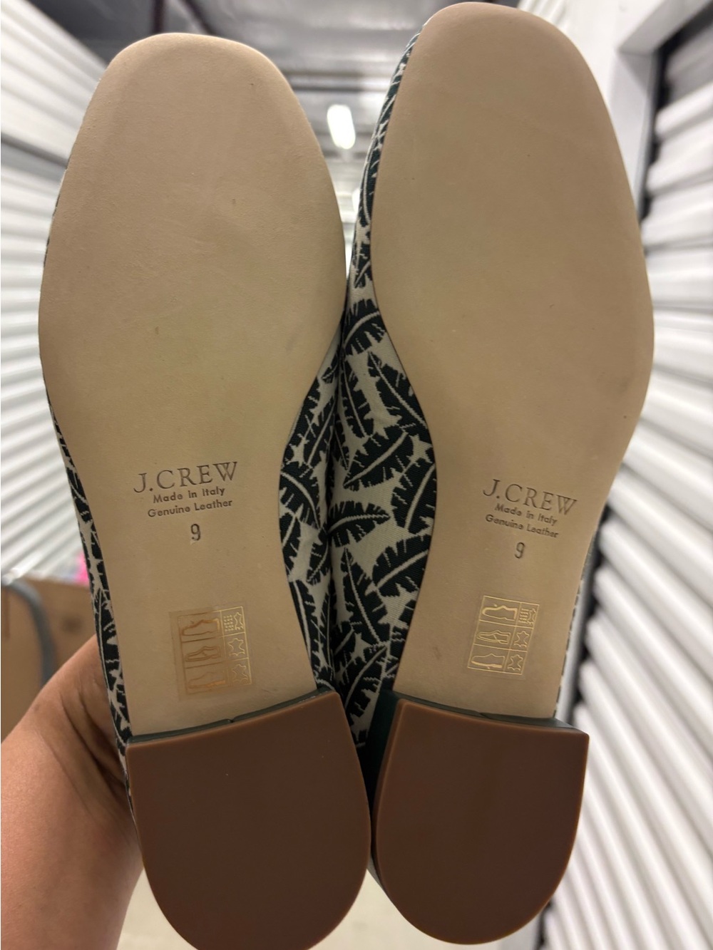 J. Crew Collection Palm Print Tassel Loafers. Size 9. New. - Picture 2 of 4